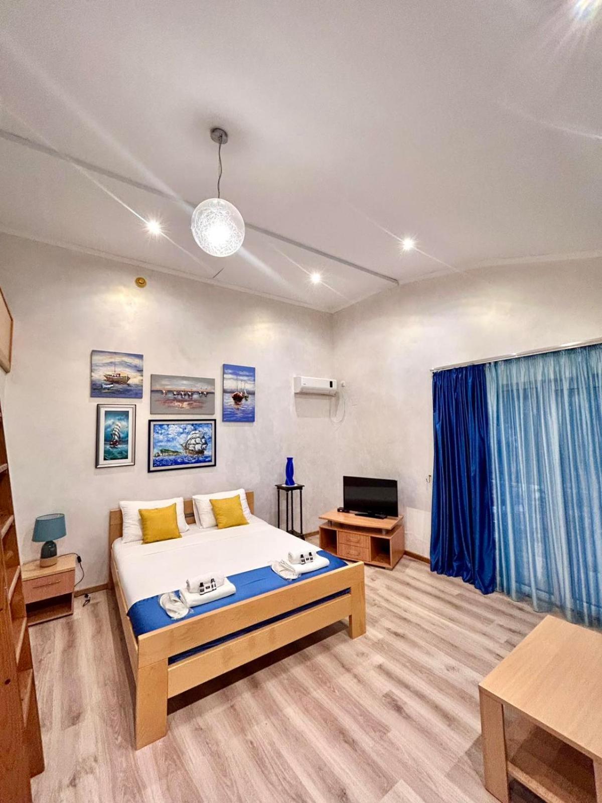 Hotel Victoria Bar Bagian luar foto